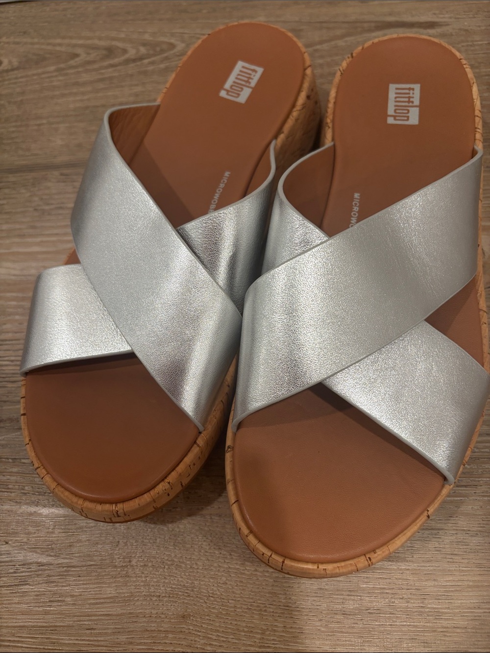 Fitflop F Mode Metallic Silver Slide Sandals - Picture 8 of 8